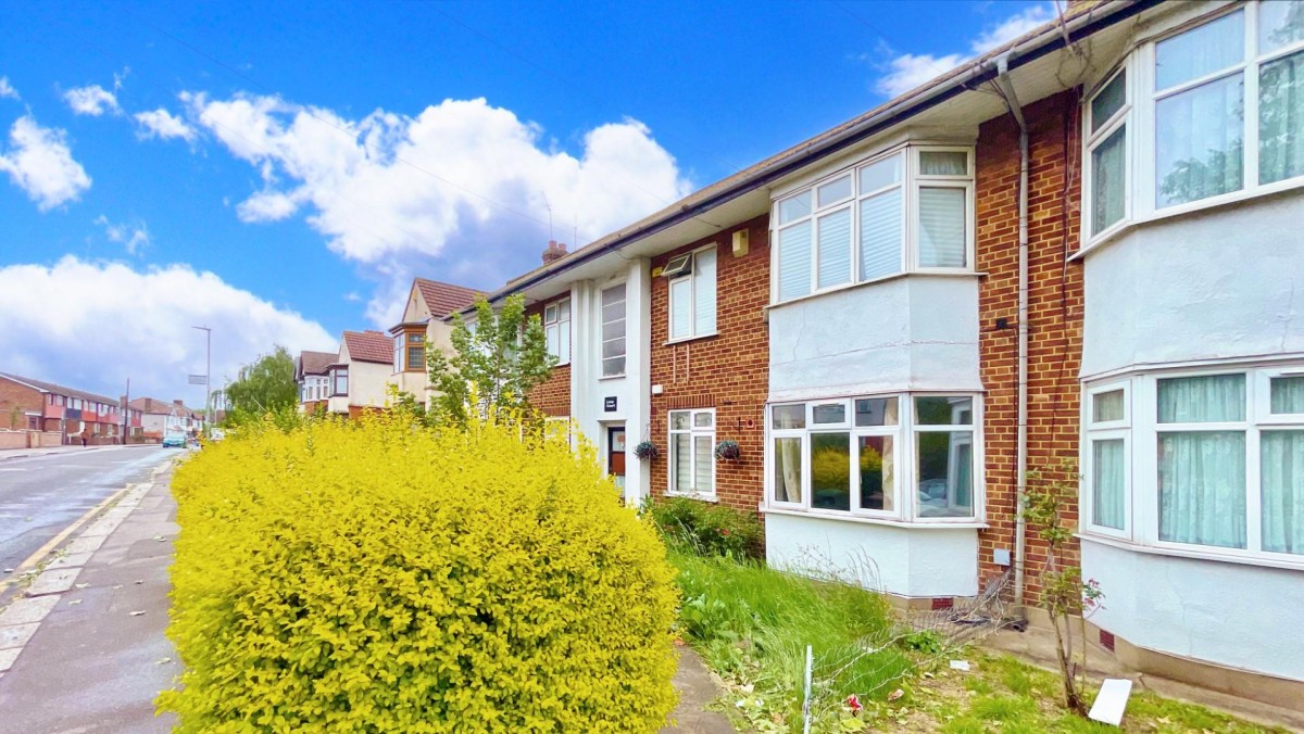 Mill Lane, Chadwell Heath, RM6 6TU