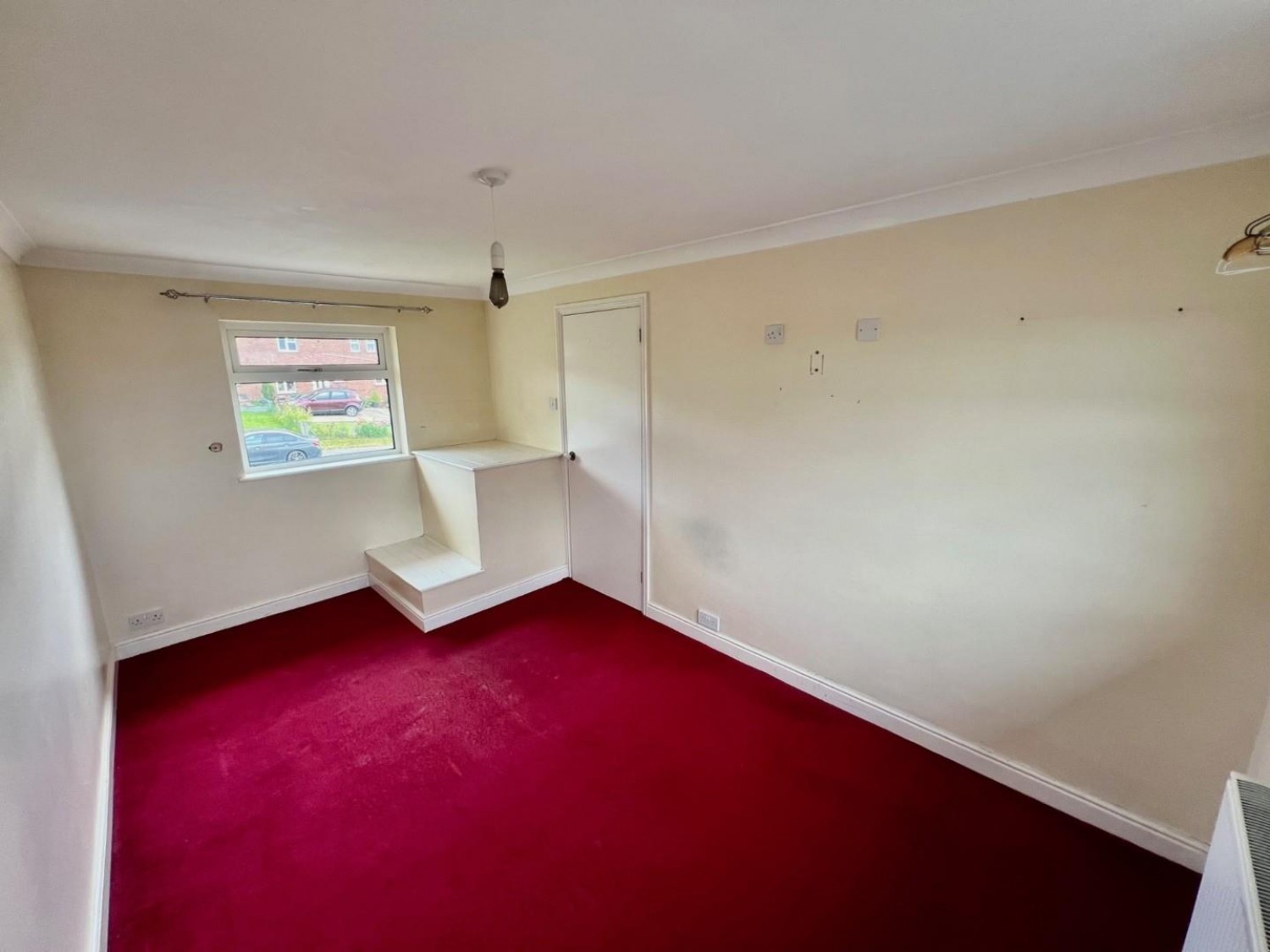 Oakfield Way, Sharpness, GL13 9UT