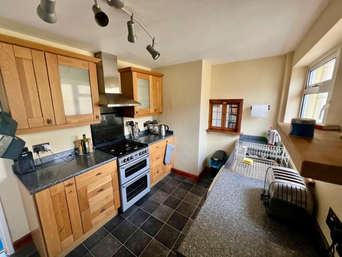 Oakfield Way, Sharpness, GL13 9UT