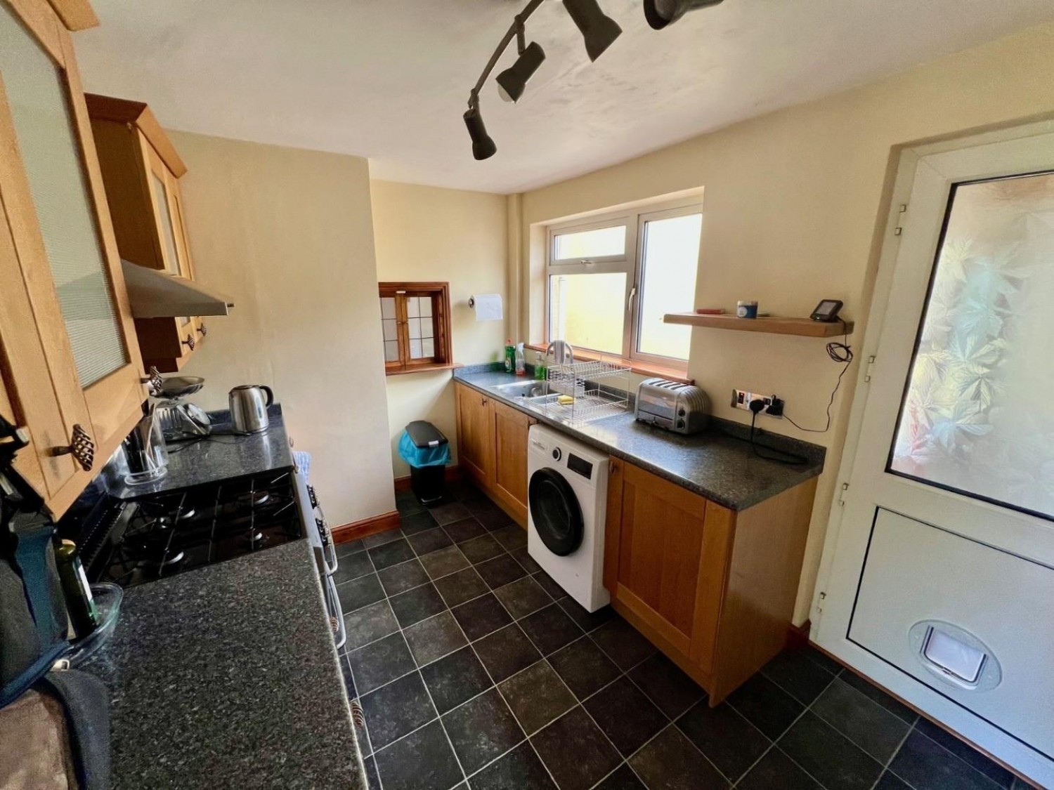 Oakfield Way, Sharpness, GL13 9UT