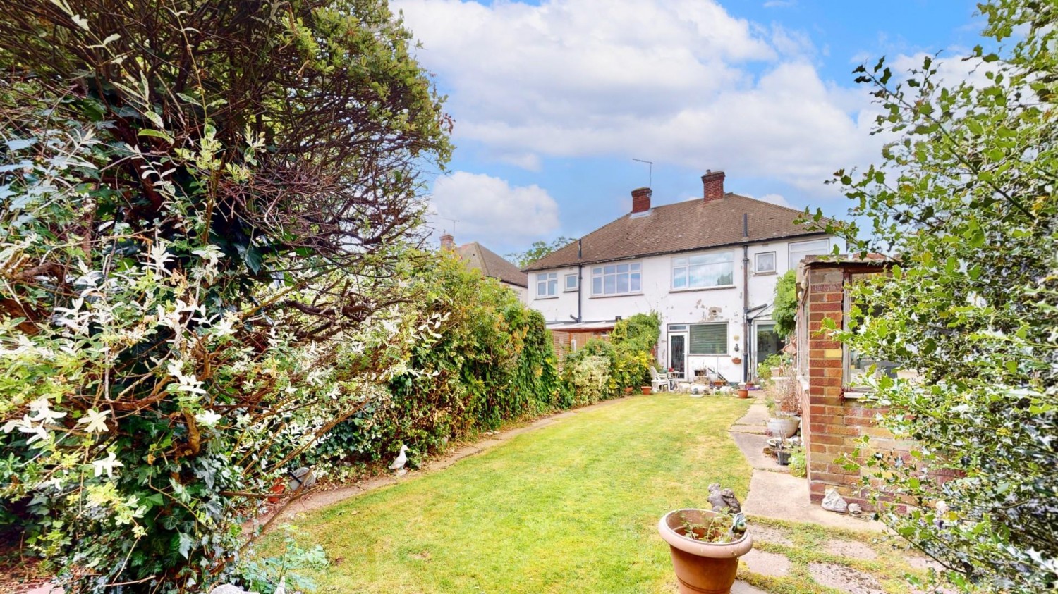 Warren Terrace, Eastern Avenue West, Chadwell Heath