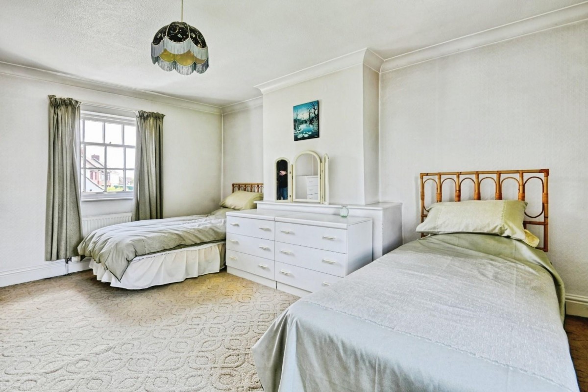 Dumolos Lane, Glascote, Tamworth