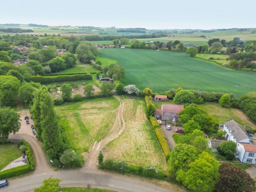 East Road, Tetford