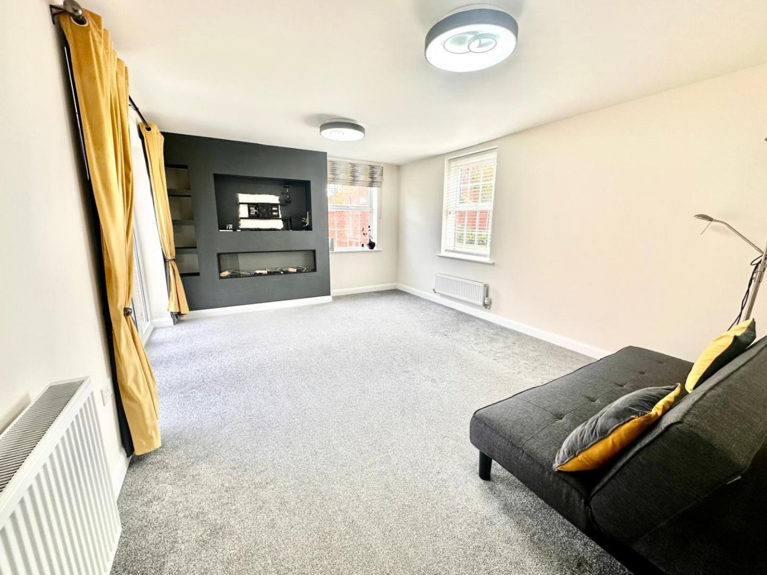 Lucas Place, Tamworth
