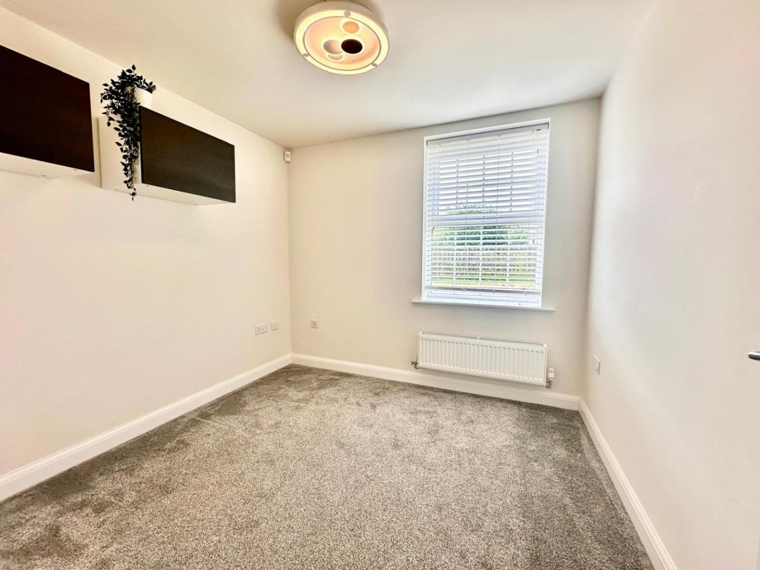 Lucas Place, Tamworth