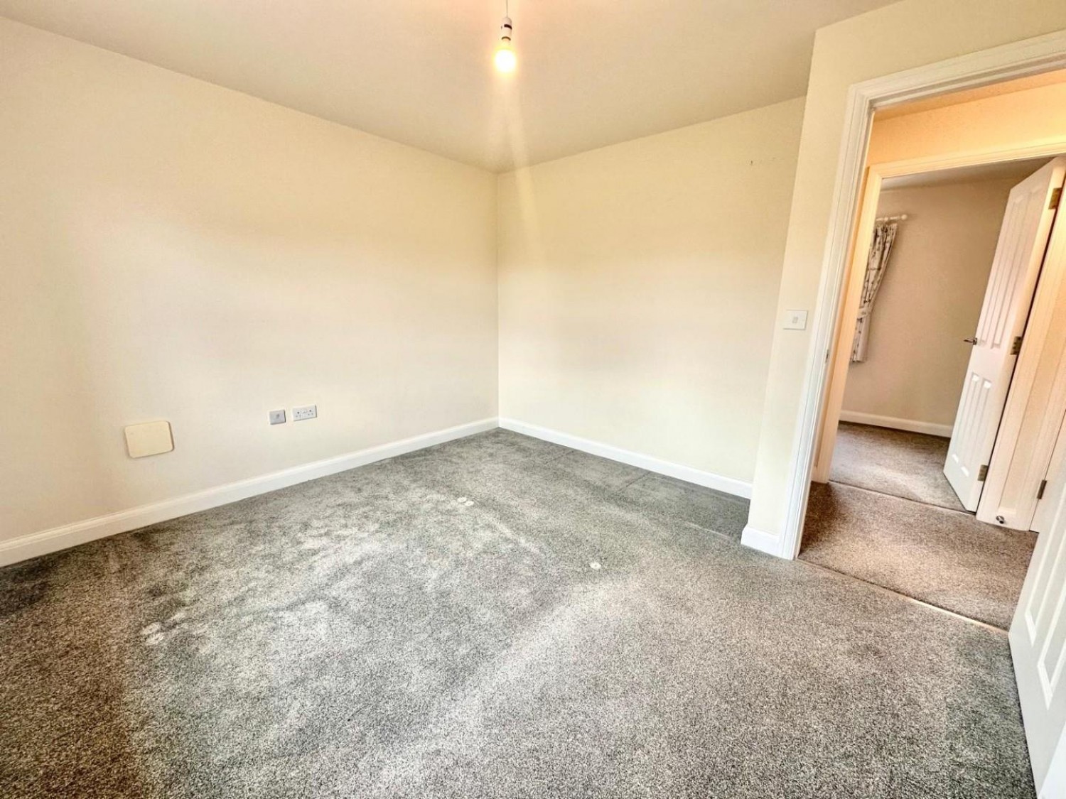 Lucas Place, Tamworth