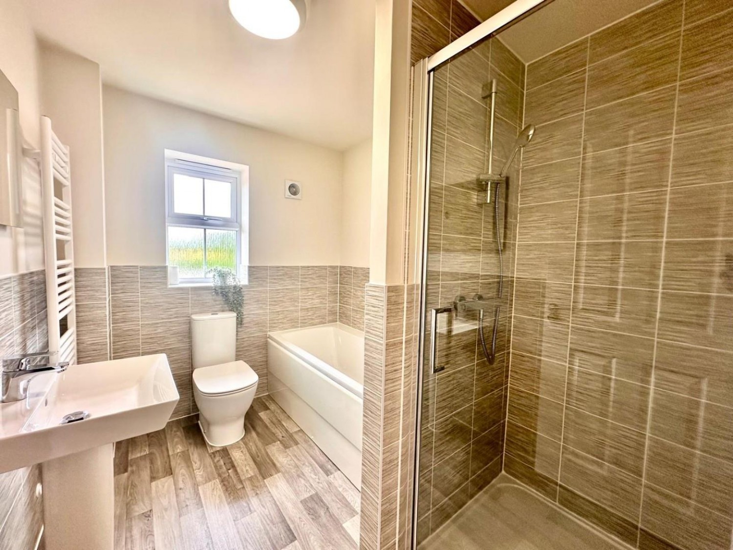 Lucas Place, Tamworth