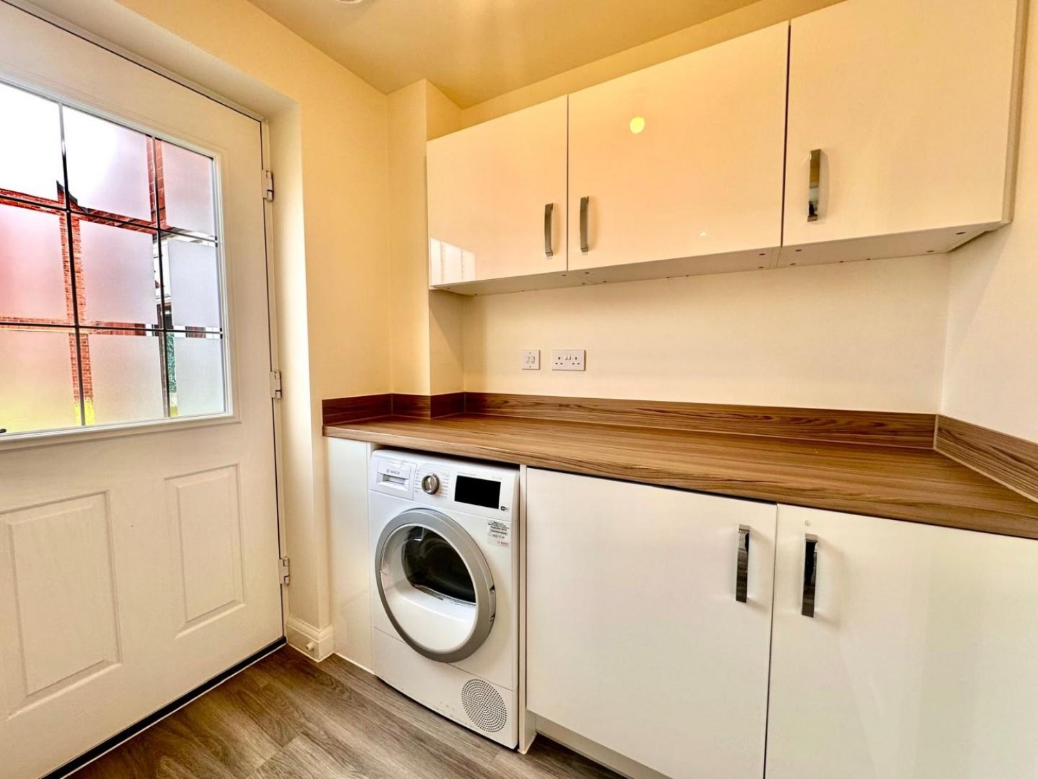 Lucas Place, Tamworth