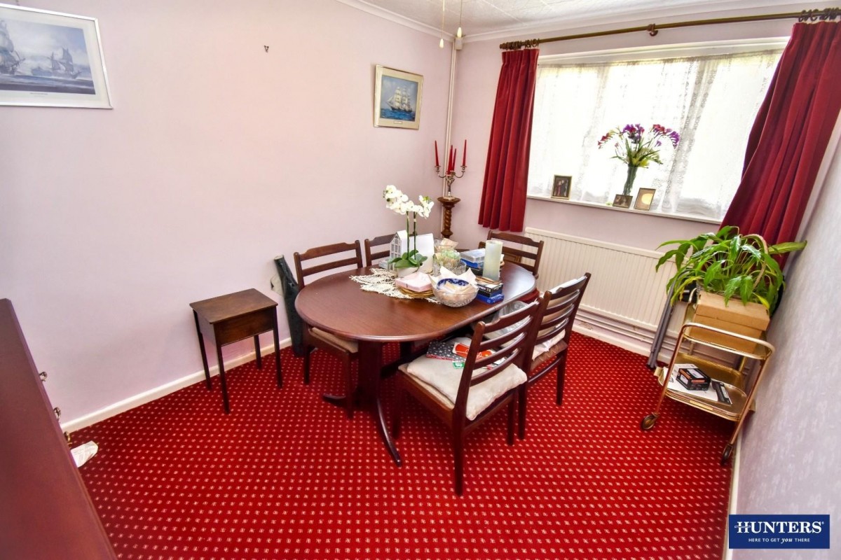 Roehampton Drive, Wigston