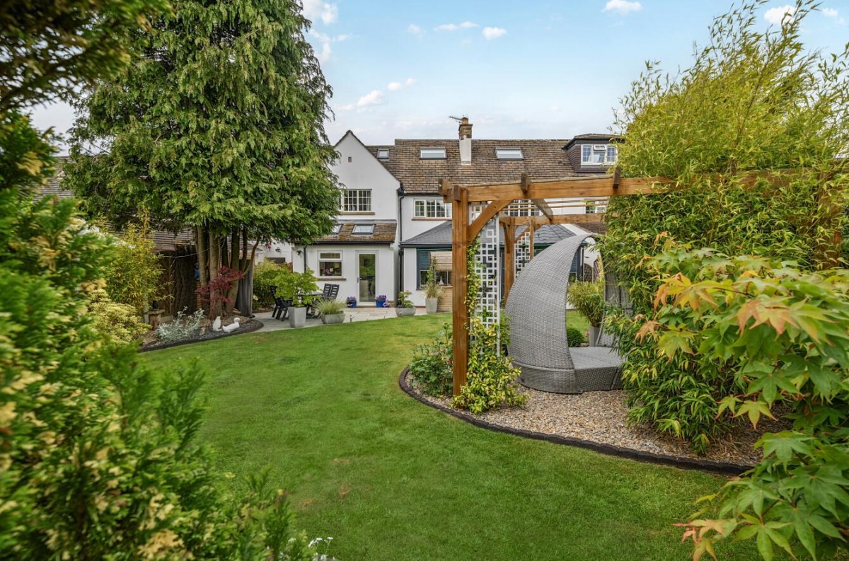 Southway, Horsforth, LS18
