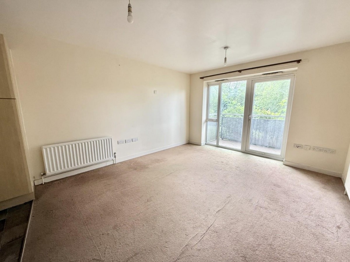 Canalside Gardens, Southall