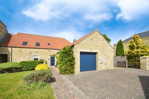 Hallgarth Court, Newsham