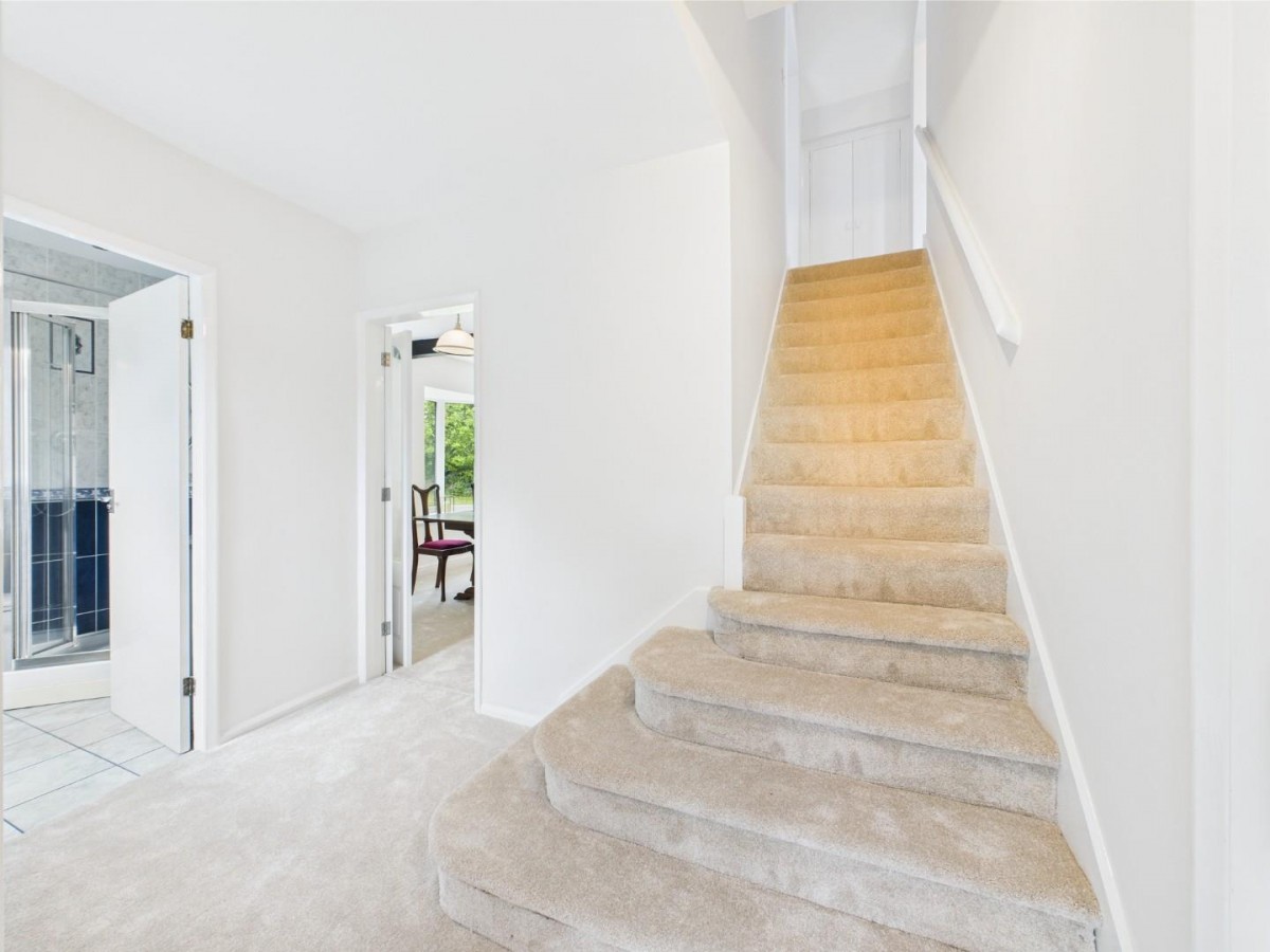 Clarendon Road, Eldwick