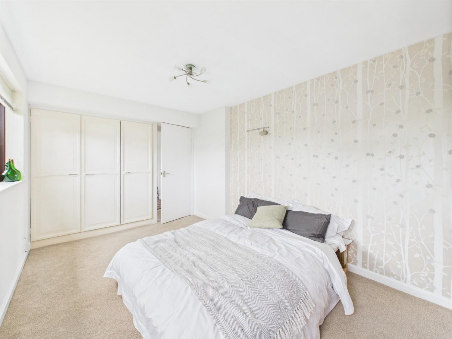 Clarendon Road, Eldwick