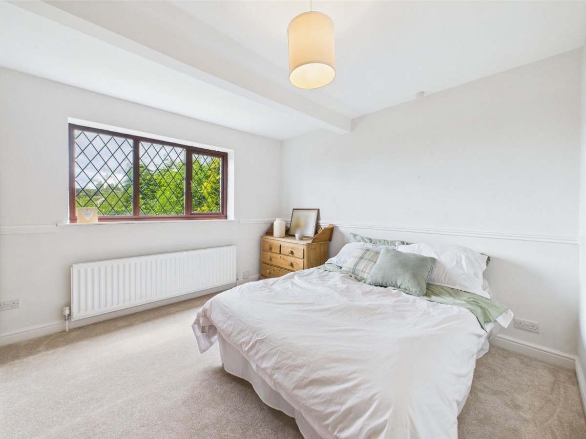 Clarendon Road, Eldwick