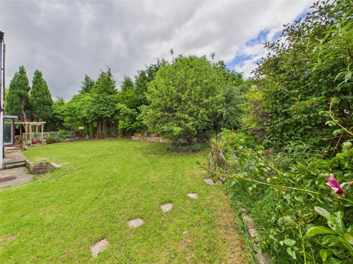 Clarendon Road, Eldwick