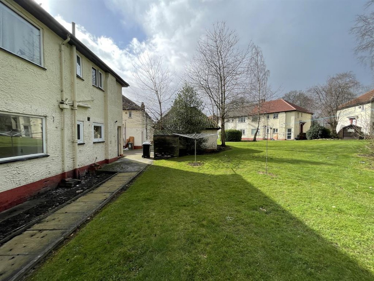 Sandringham Drive, Leeds, West Yorkshire, LS17 8DA