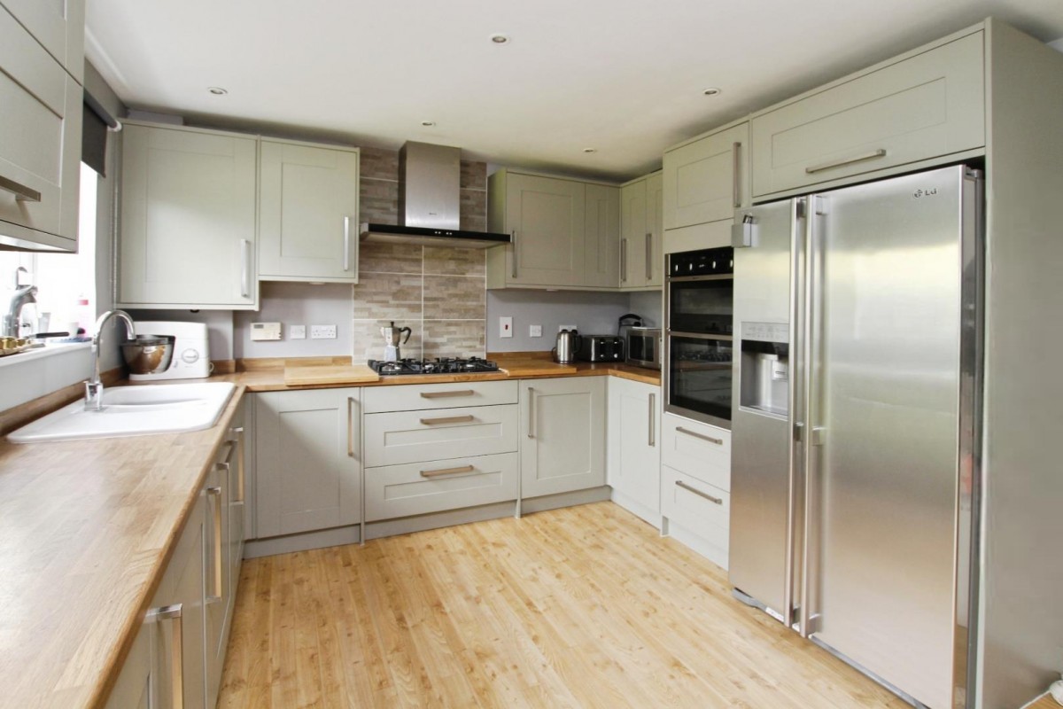 Lindler Court, Leighton Buzzard