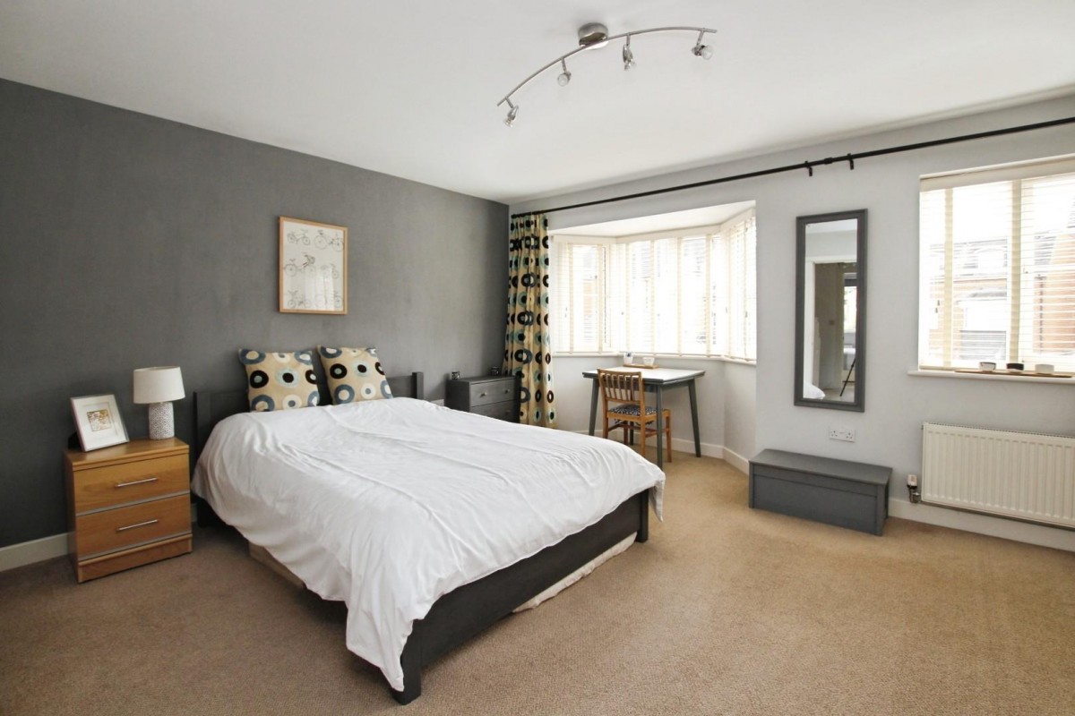 Lindler Court, Leighton Buzzard