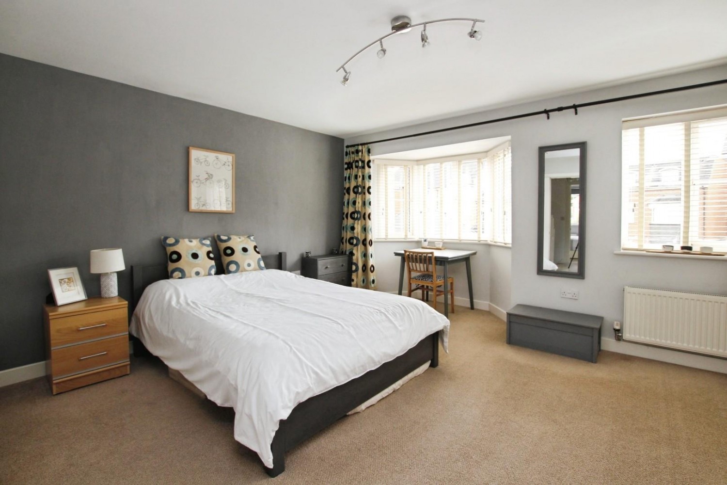 Lindler Court, Leighton Buzzard