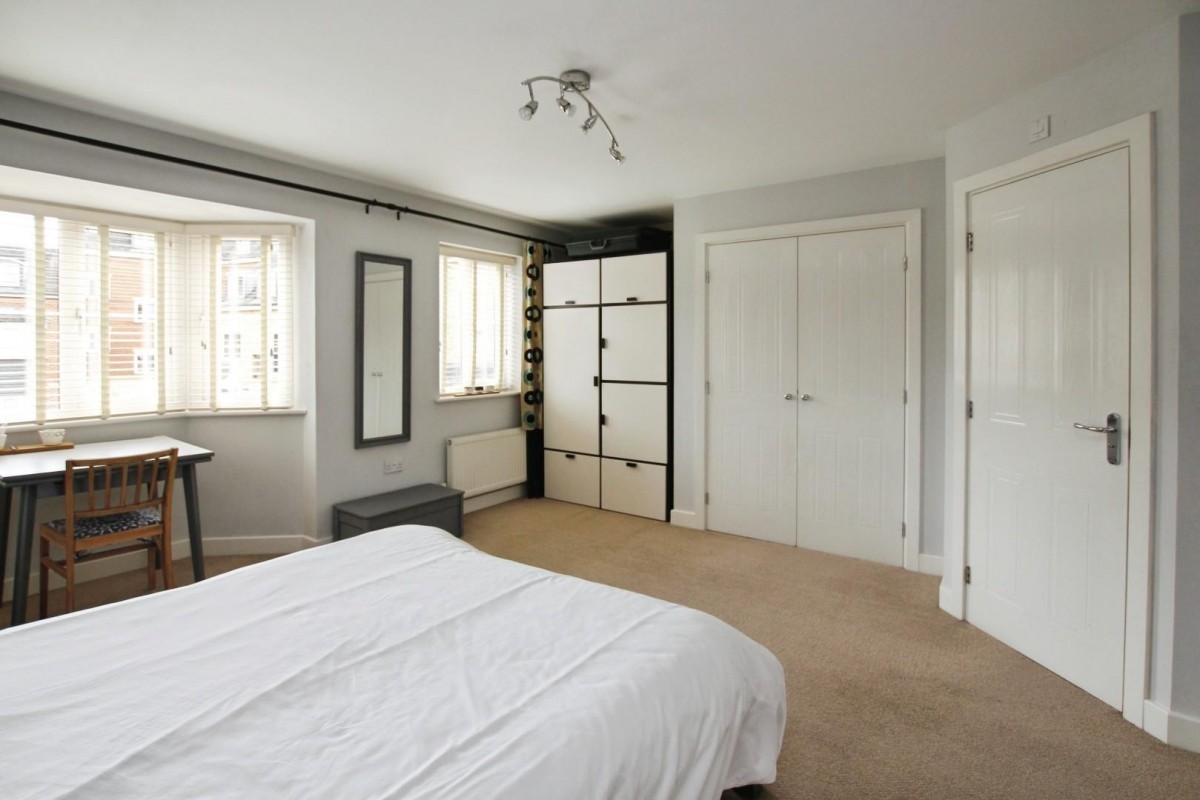 Lindler Court, Leighton Buzzard