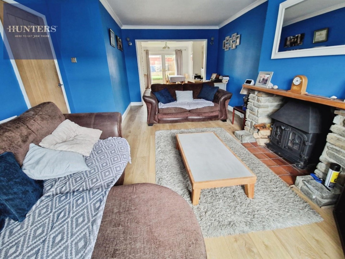 Eleanor Close, Pencoed, Bridgend, cf35 6rd