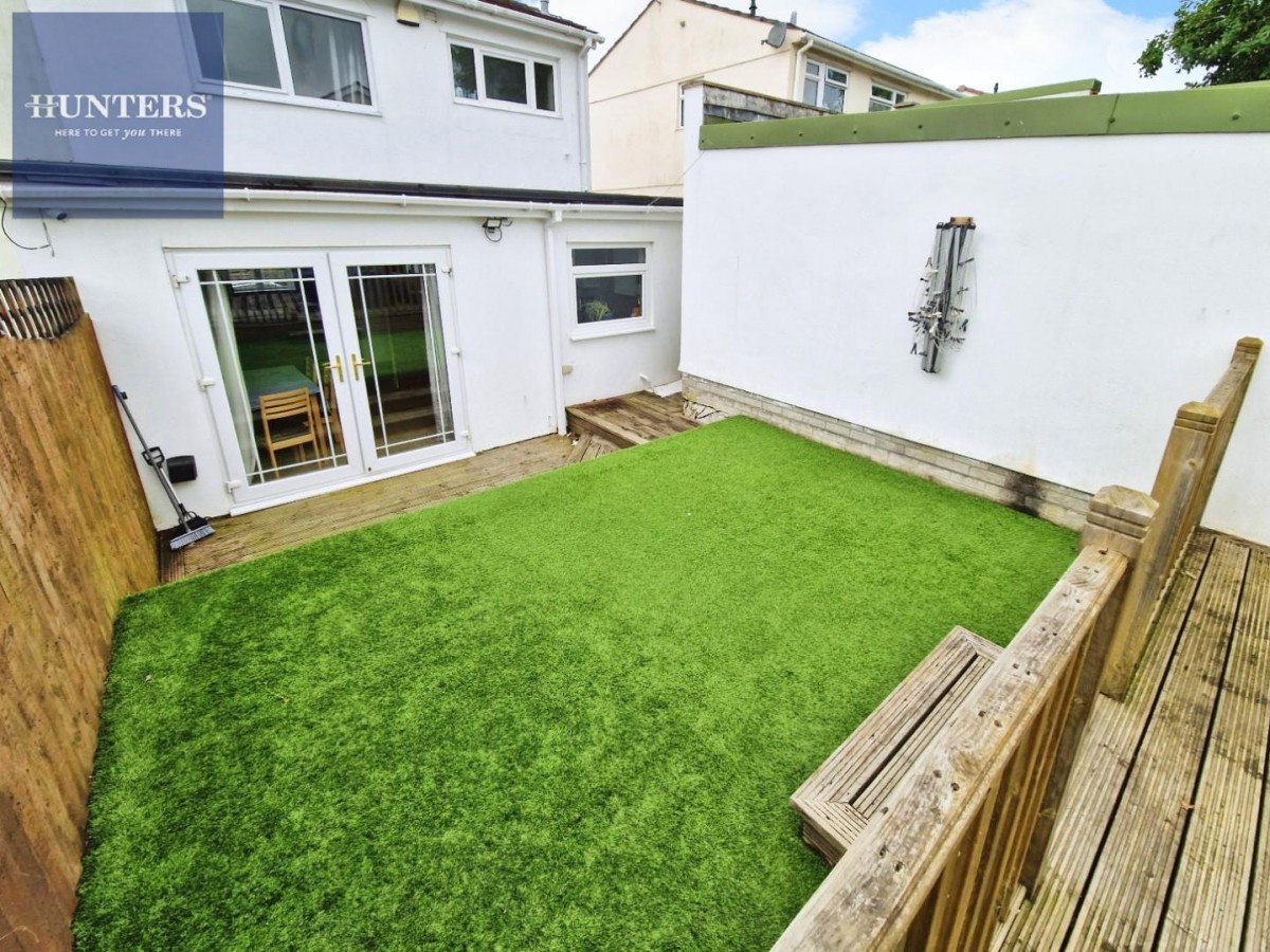 Eleanor Close, Pencoed, Bridgend, cf35 6rd