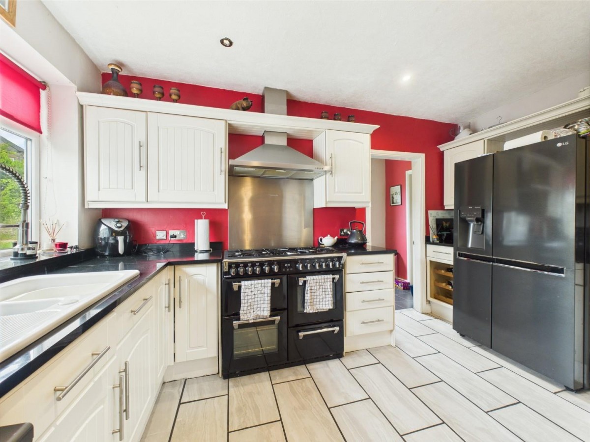 Ryshworth Crescent , Bingley