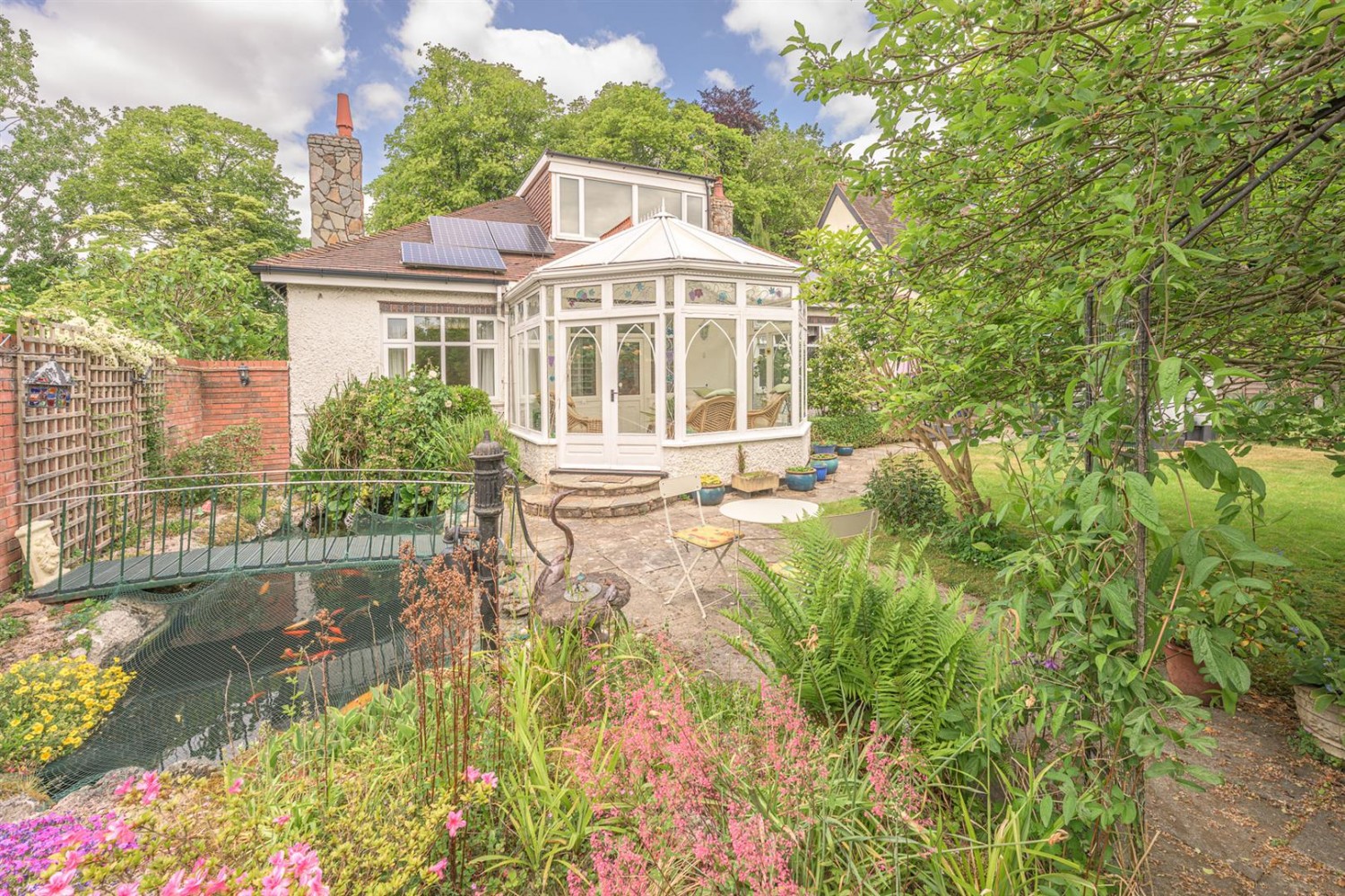 Wollescote Road, Pedmore, Stourbridge, DY9 7JS