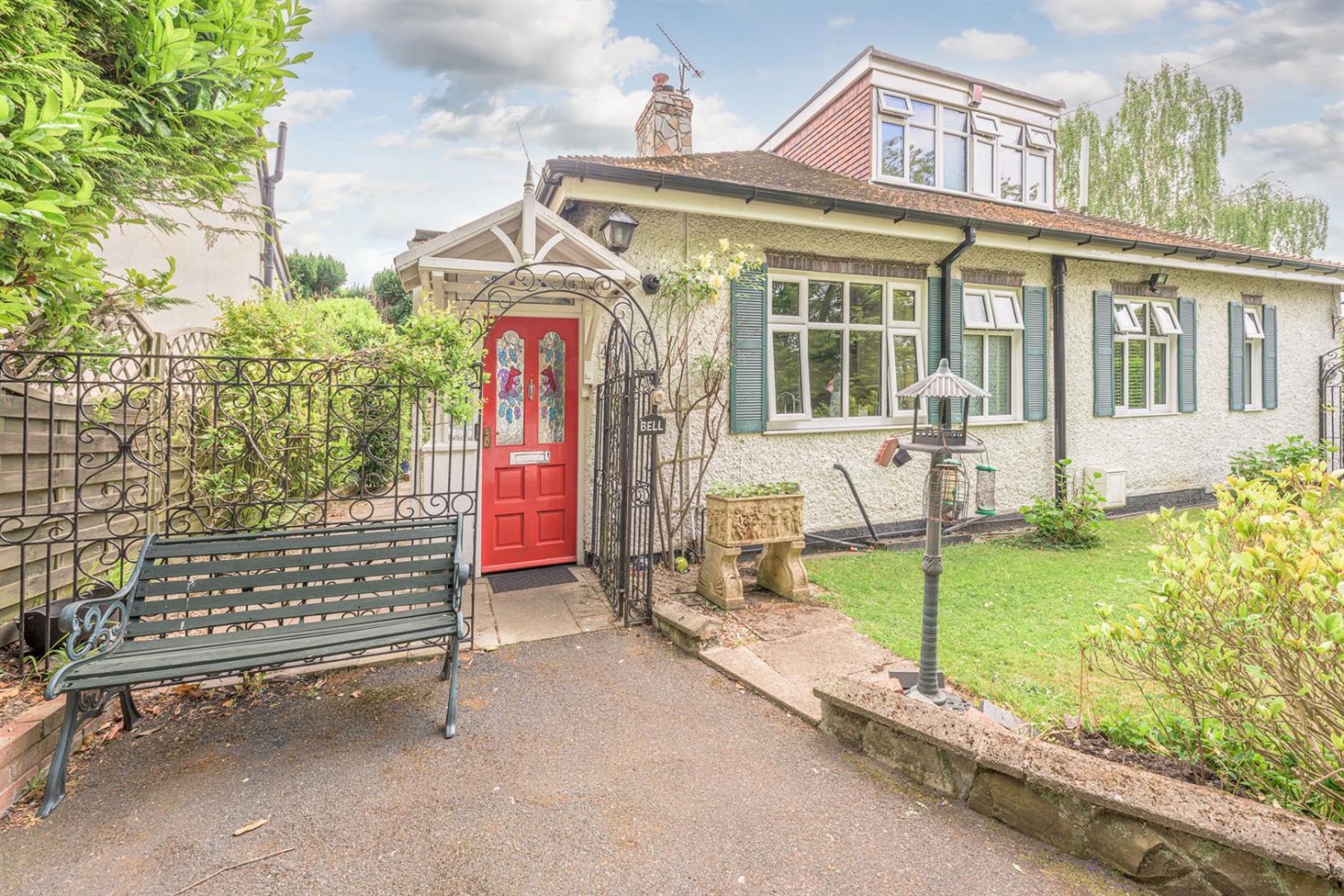 Wollescote Road, Pedmore, Stourbridge, DY9 7JS