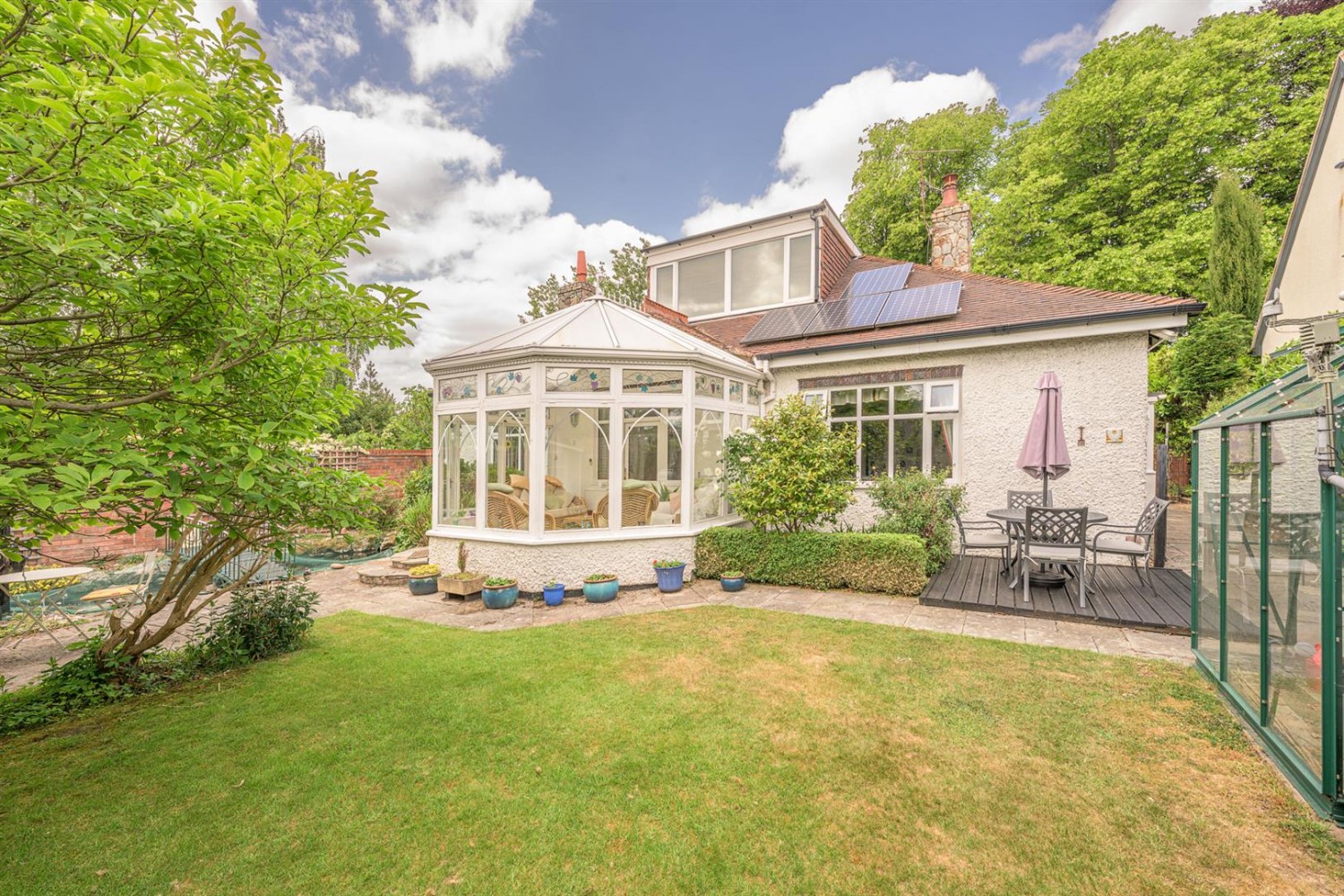 Wollescote Road, Pedmore, Stourbridge, DY9 7JS