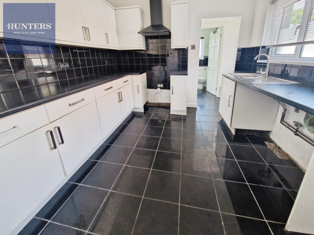 Glyn-y-Mel, Pencoed, Bridgend, CF35 6YA
