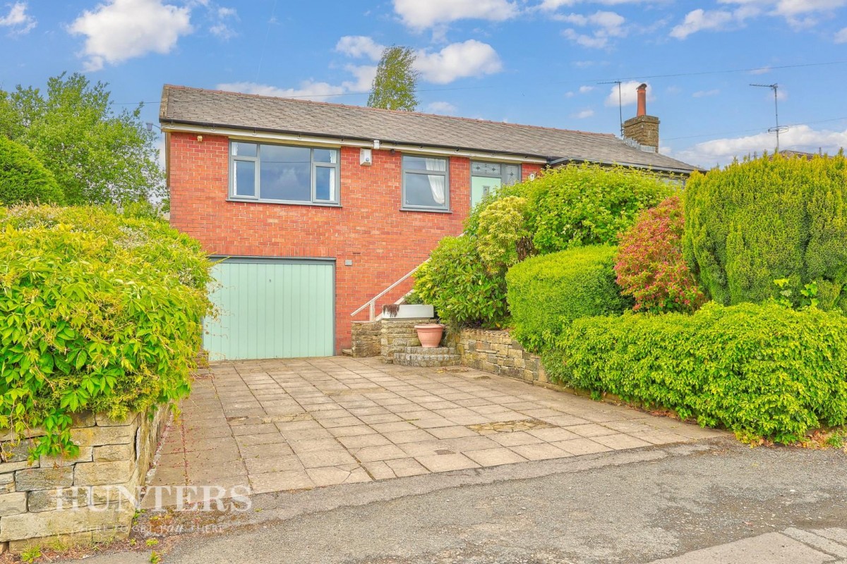 Old Road, Rochdale OL16 2SJ