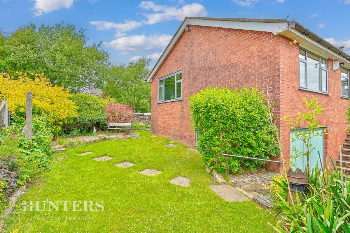 Old Road, Rochdale OL16 2SJ