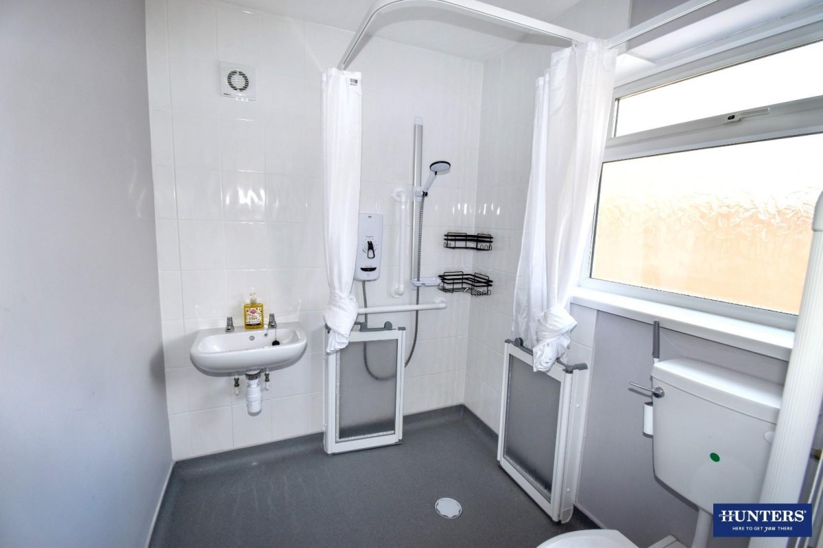 Foxton Lock Close, Wigston