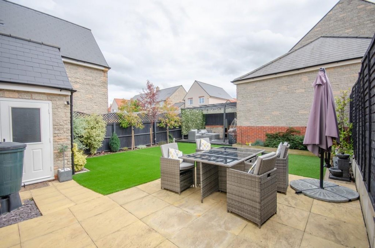 Cottongrass Road, Lyde Green, Bristol, BS16 7NY
