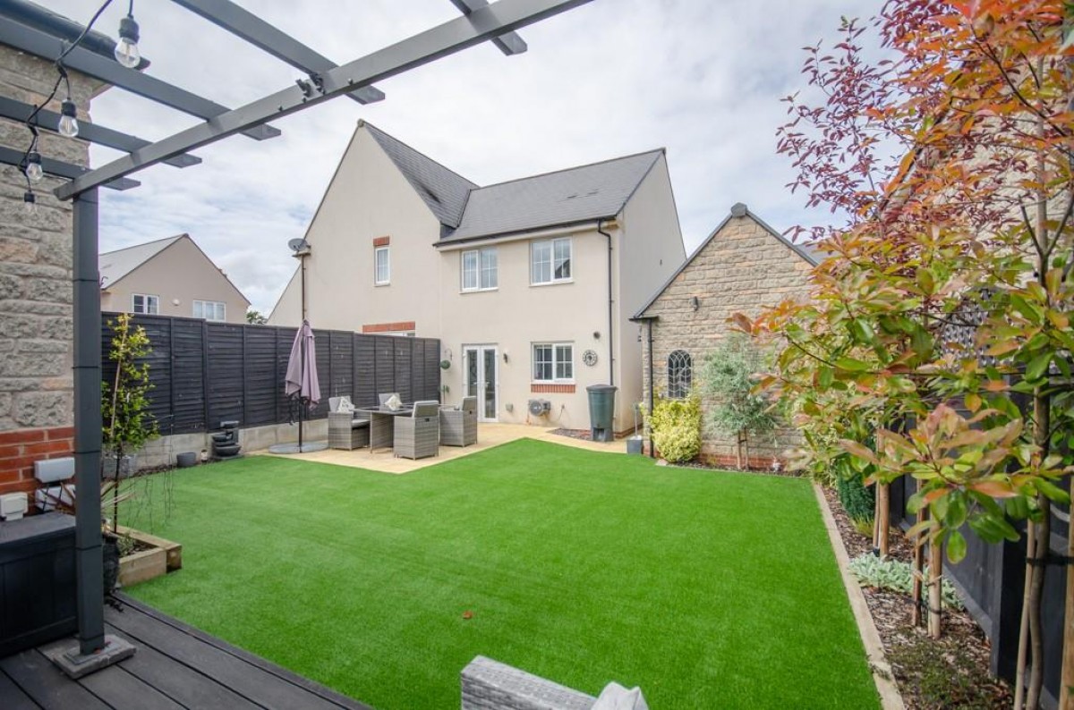 Cottongrass Road, Lyde Green, Bristol, BS16 7NY