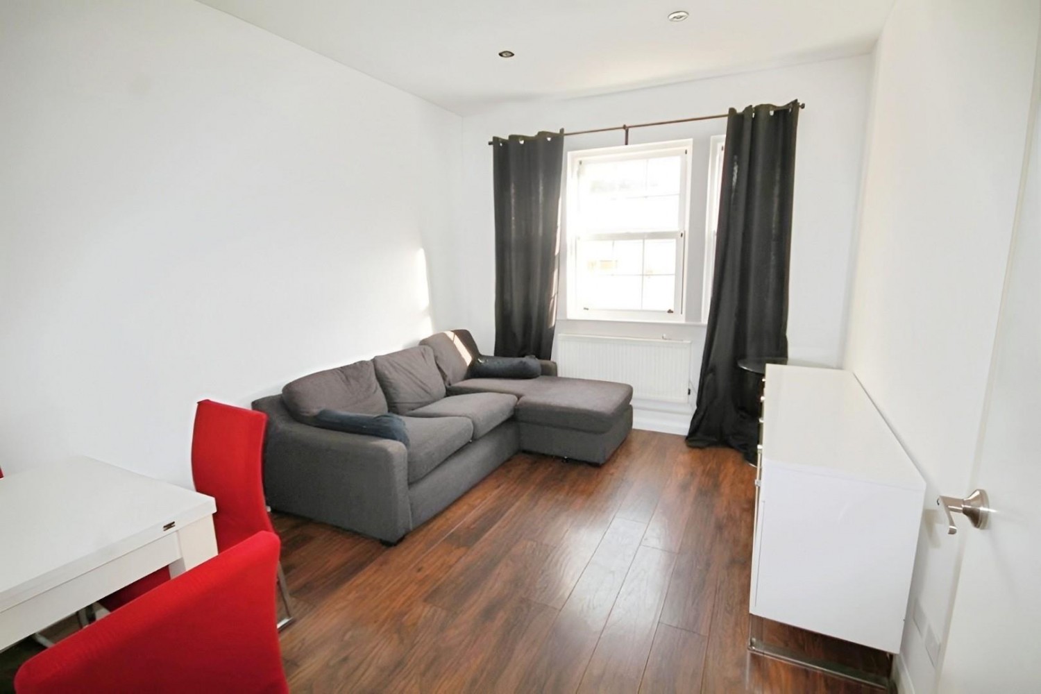 Helena Square, Rotherhithe Street, London, SE16 5XP