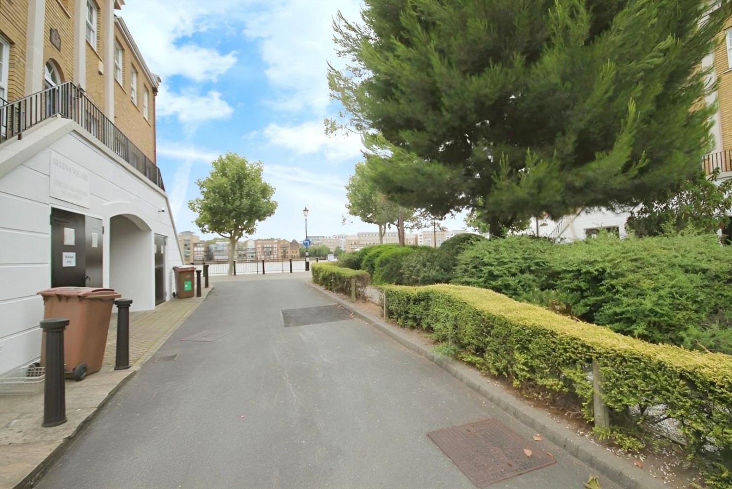 Helena Square, Rotherhithe Street, London, SE16 5XP