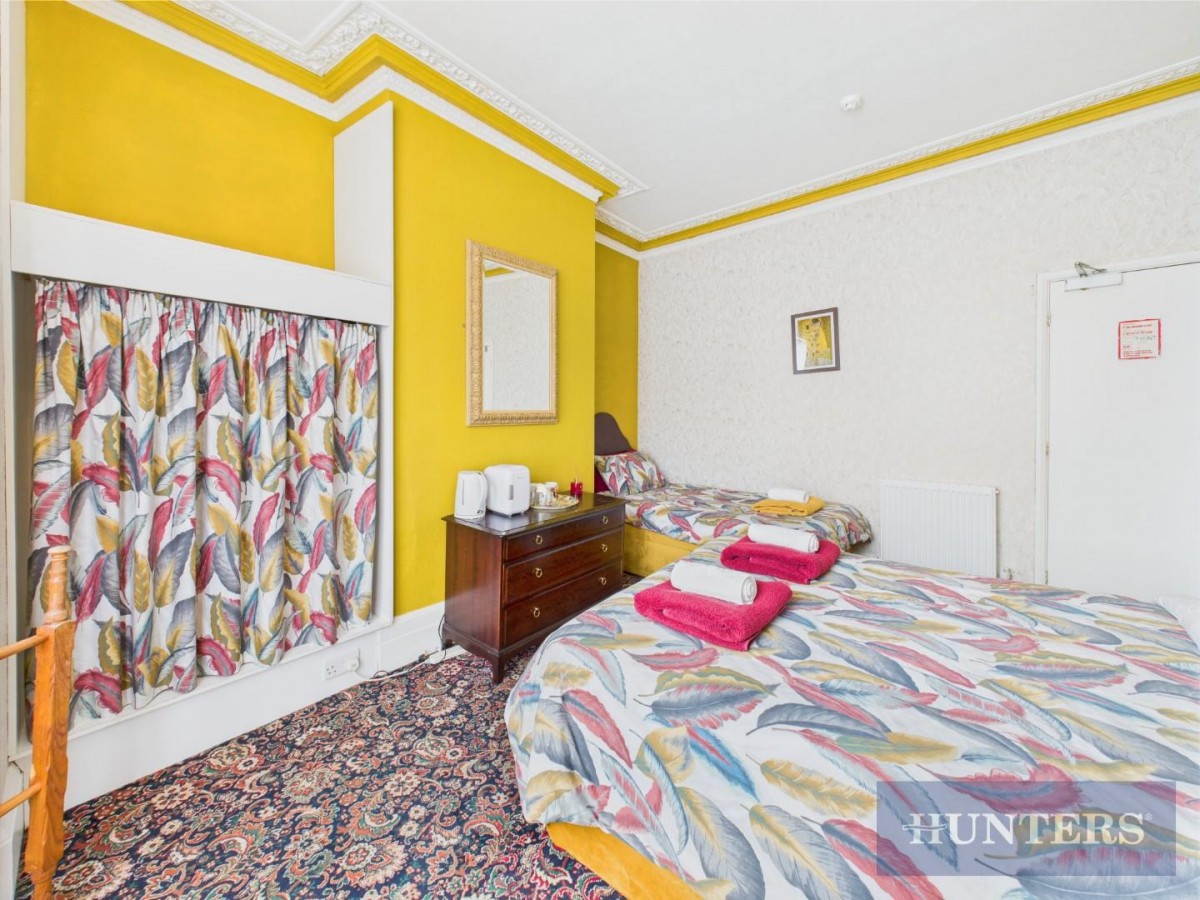 North Marine Road, Scarborough