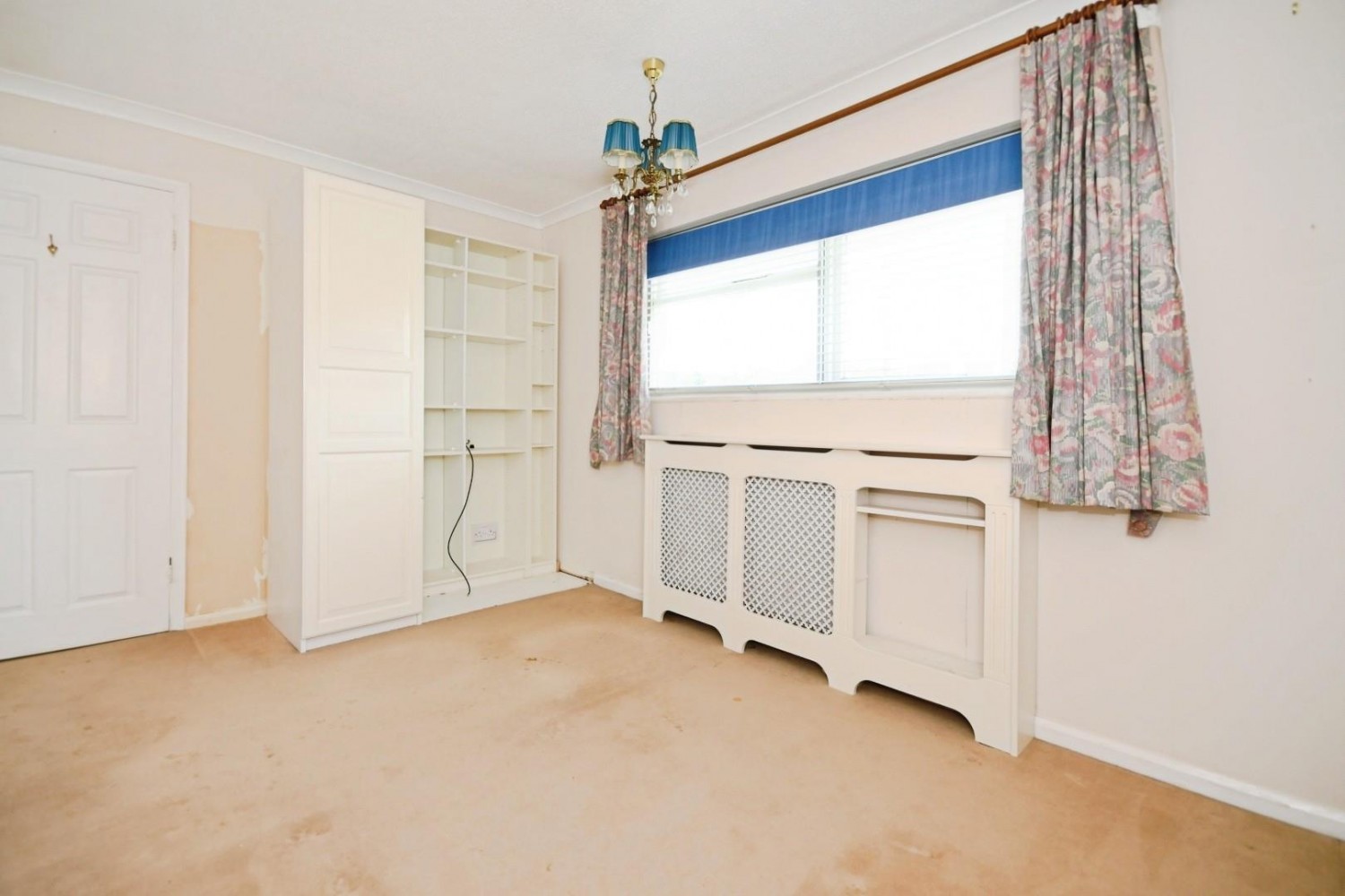 Moorland View Road, Walton, Chesterfield, S40 3DF