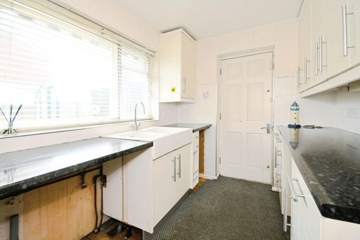 Moorland View Road, Walton, Chesterfield, S40 3DF