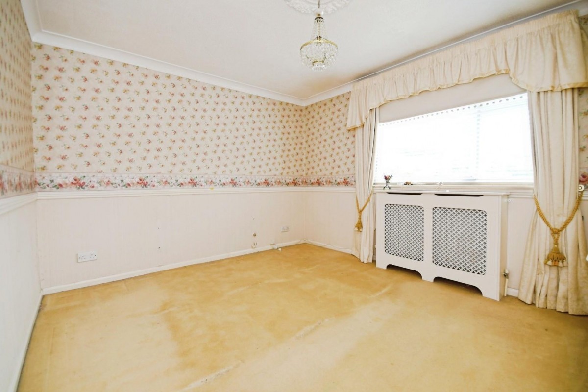 Moorland View Road, Walton, Chesterfield, S40 3DF