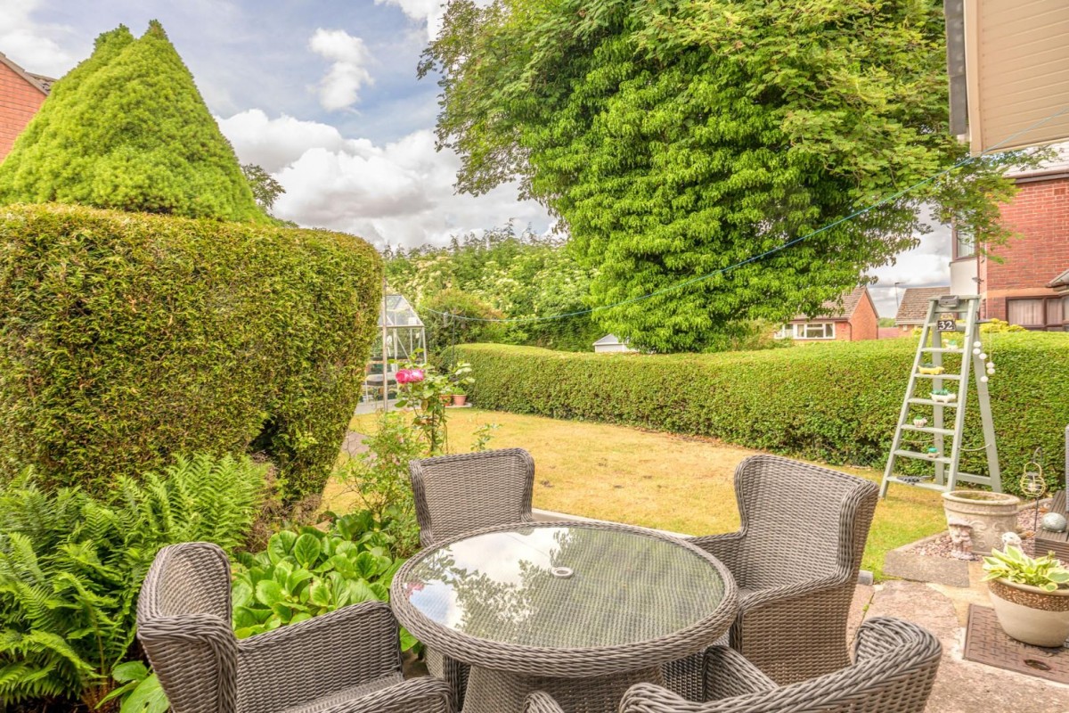 Paul Street, Bilston