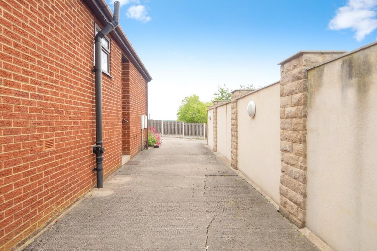 Coal Hill Lane, Leeds