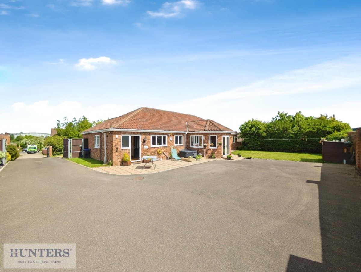 Dunelm Bungalow, Brackenhill Avenue, Shotton Colliery, County Durham, DH6 2QZ