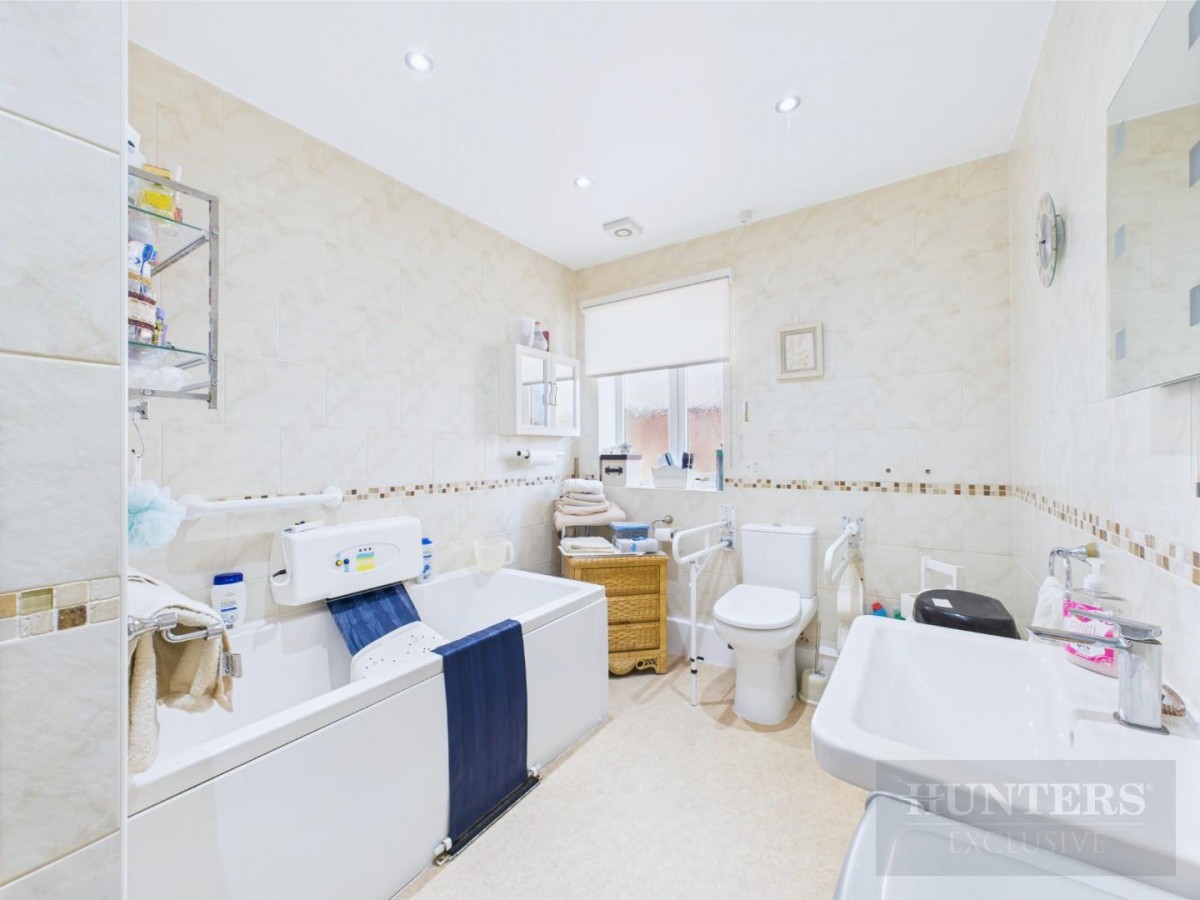 Greenways Close, Bridlington, YO16 6XL