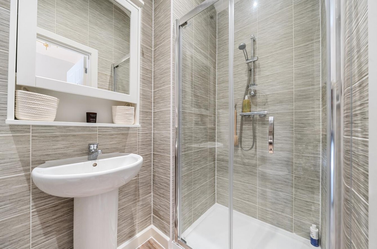 Oak Park Lane, Cookridge, LS16