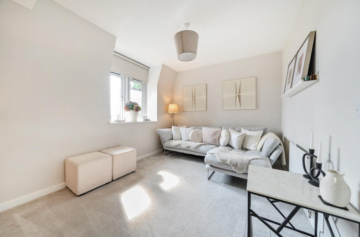 Oak Park Lane, Cookridge, LS16