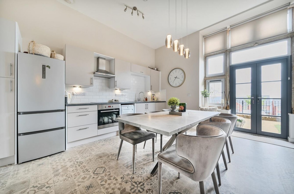 Oak Park Lane, Cookridge, LS16